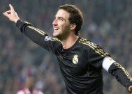 九游官网-网坛双星闪耀，纳达尔十二连胜，瑞士队挑战极限